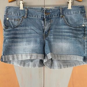Express Jeans - Light Denim Shorts with cuff at legs - Size 10